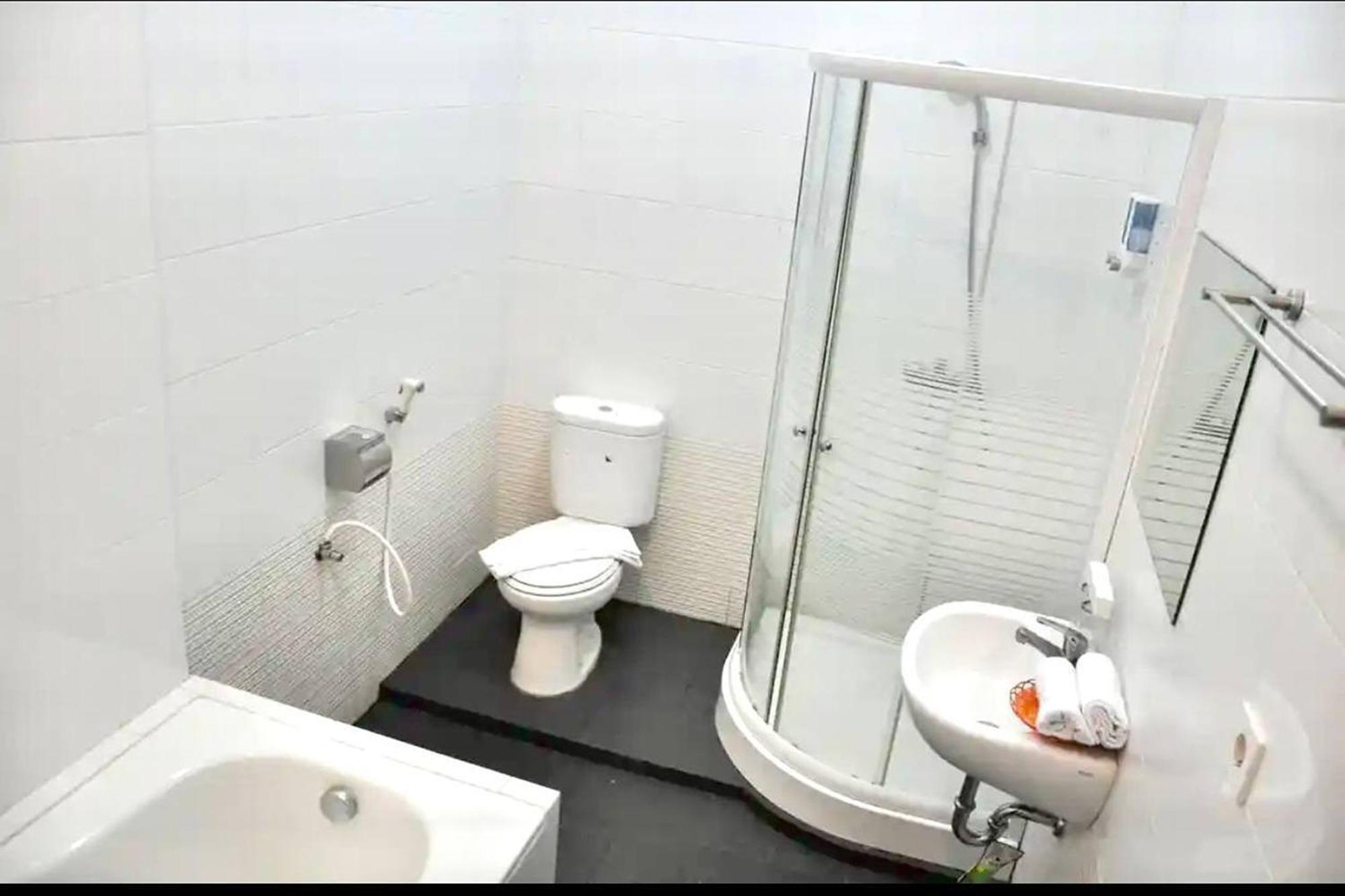 Ohulu Guesthouse Medan Kültér fotó